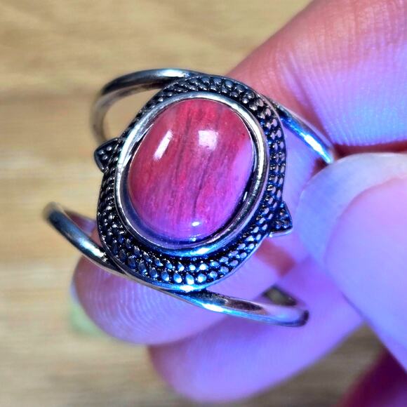Size 9 Red Jasper Ring - Picture 2 of 3
